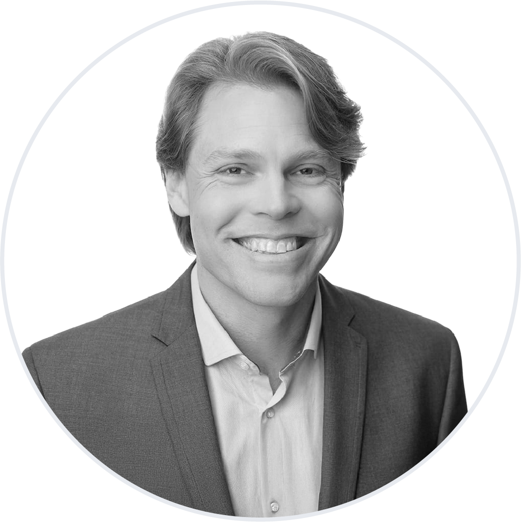 Eric Hensley Bw Circle